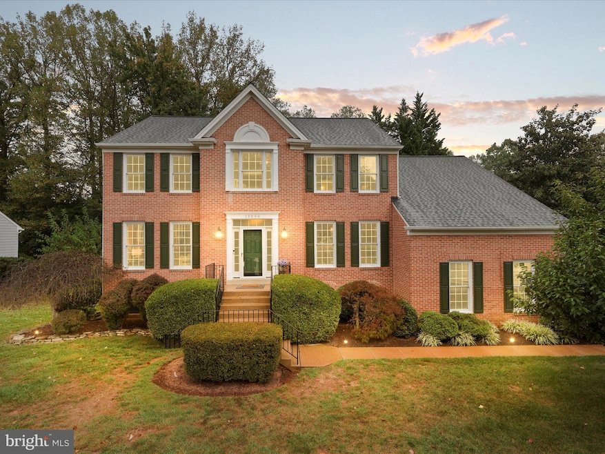 13006 Pebblestone Ct, Clifton, VA 20124 - photo 1