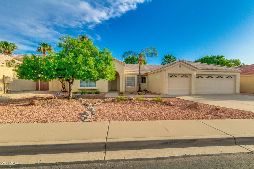 Listing_312536_Photo_1