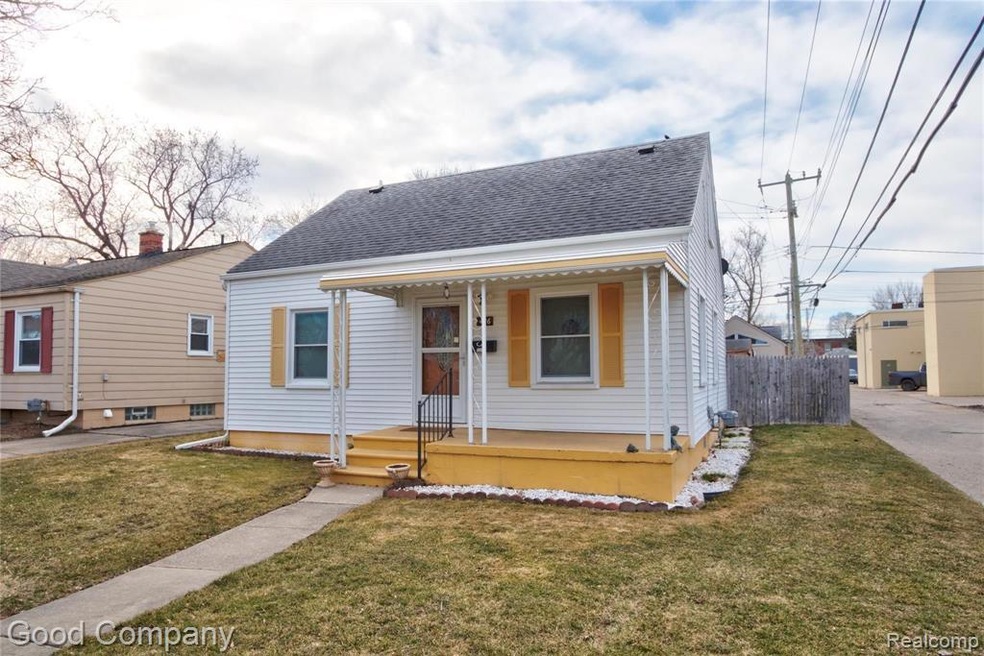 426 E. Webster St