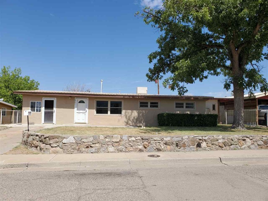 2401 Telles Ave, Alamogordo, NM 88310 - photo 1