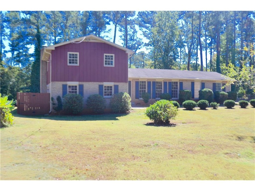 Large level lot.