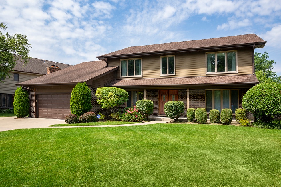 2004 Franklin Dr unit 1, Glenview, IL 60026 - photo 1