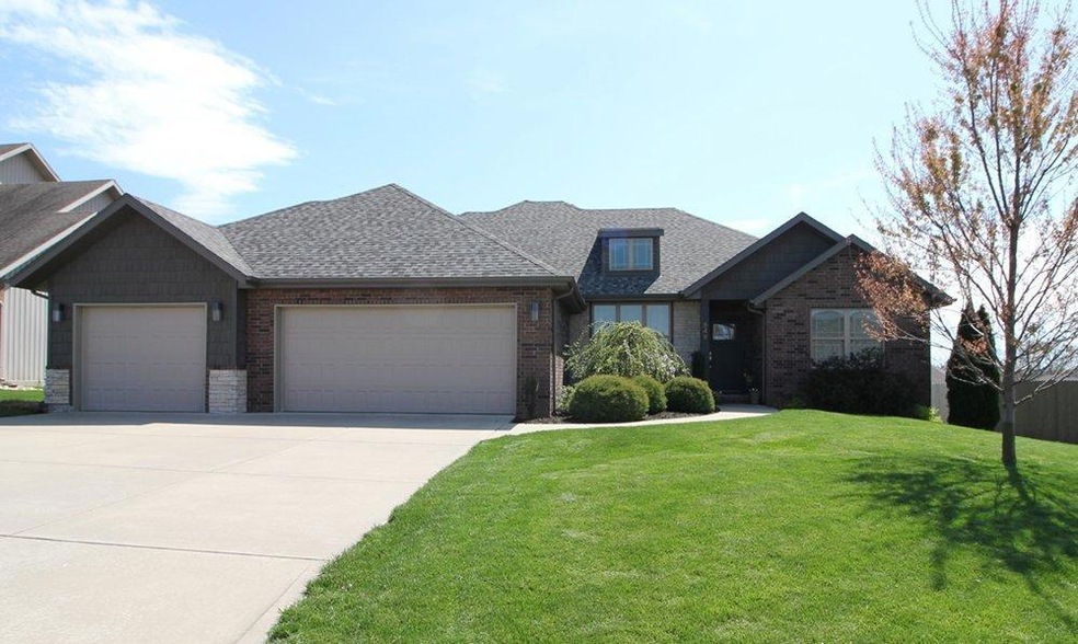 848 E Oxford Rd, Nixa, MO 65714 - photo 1