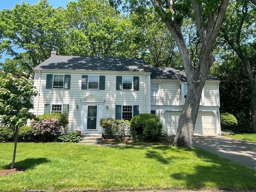 124 Pilgrim Rd unit RD, Wellesley Hills, MA 02481 - photo 1