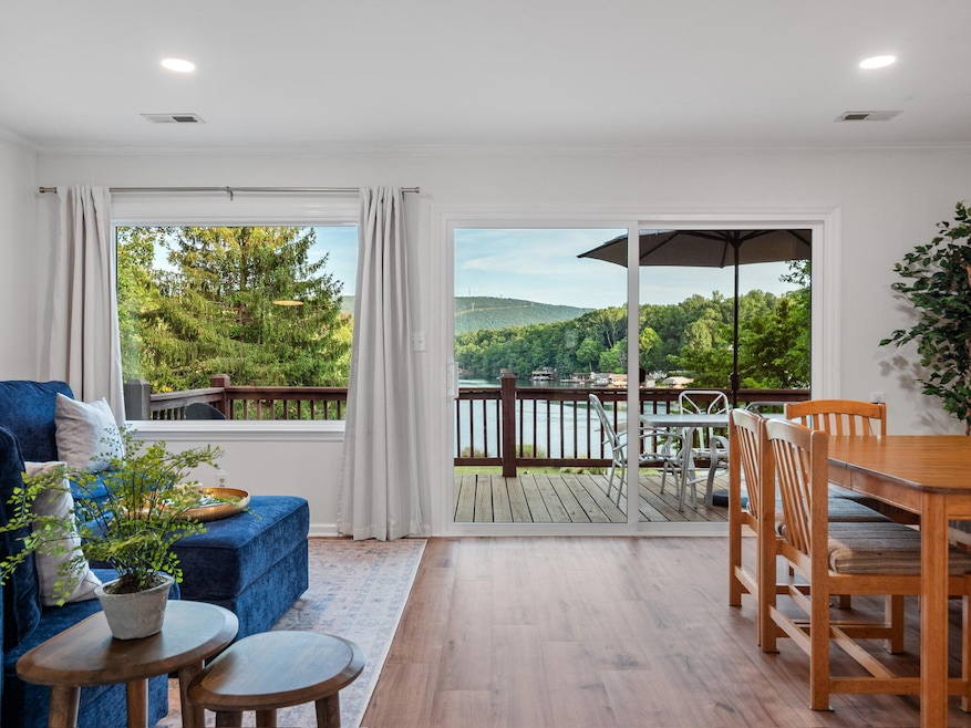Pending $699,990