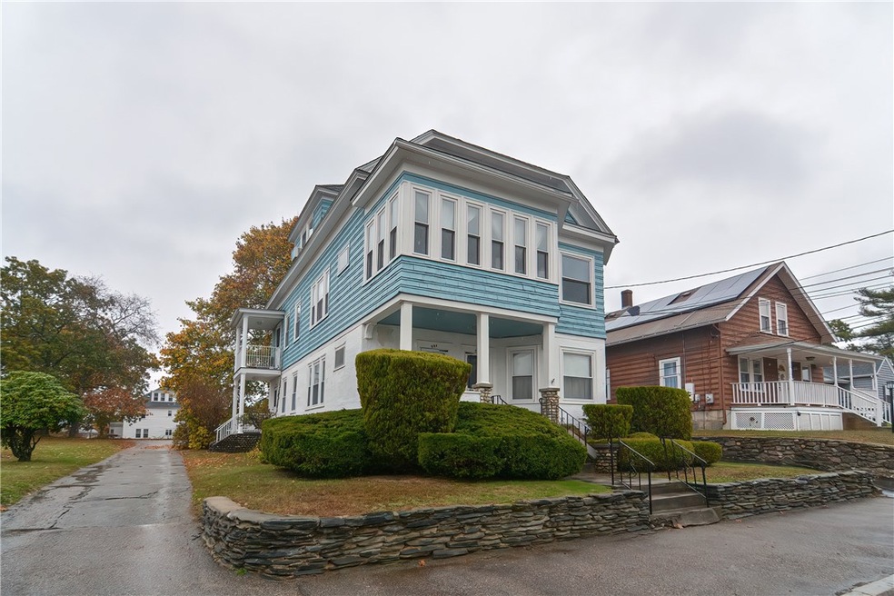 731 Grove St, Woonsocket, RI 02895 - photo 1