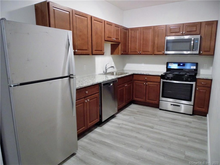 2838 Fairfield Ave unit 106, Bridgeport, CT 06605 - photo 1