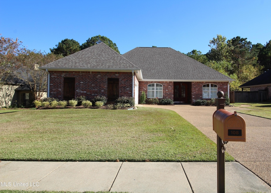 108 Wendy Ln, Madison, MS 39110 - photo 1