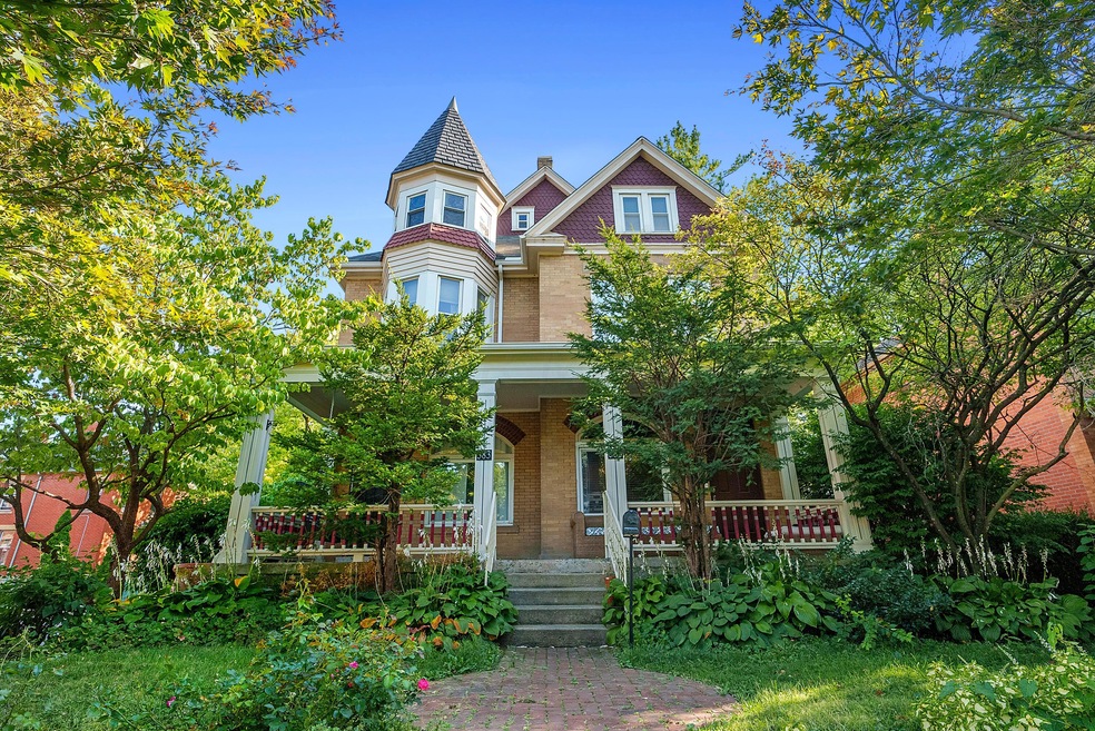 383 King Ave unit 383, Columbus, OH 43201 - photo 1