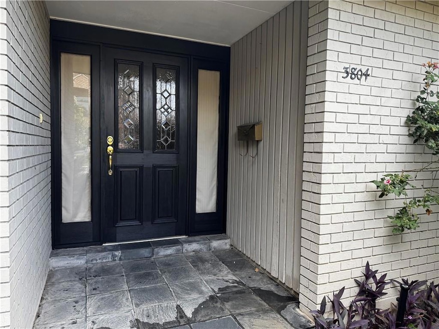 3804 Clifford Drive in Metairie