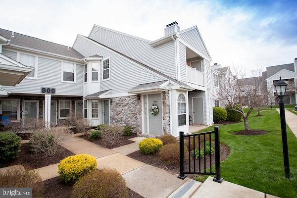 908 Mews Dr unit 908, Sellersville, PA 18960 - photo 1
