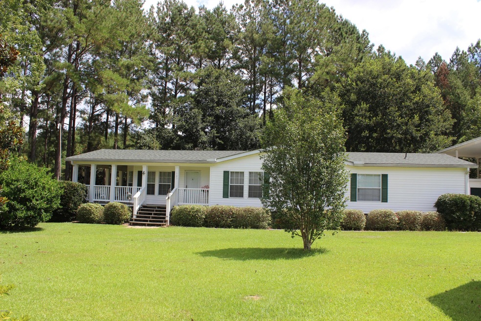105 Red Cedar Ln, Lucedale, MS 39452 - photo 1