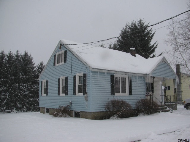 115 E 4th Ave, Johnstown, NY 12095 - photo 1