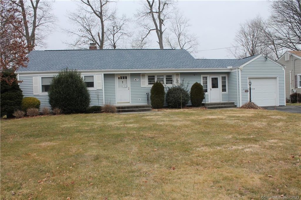 43 Knollwood Rd, Newington, CT 06111 - photo 1