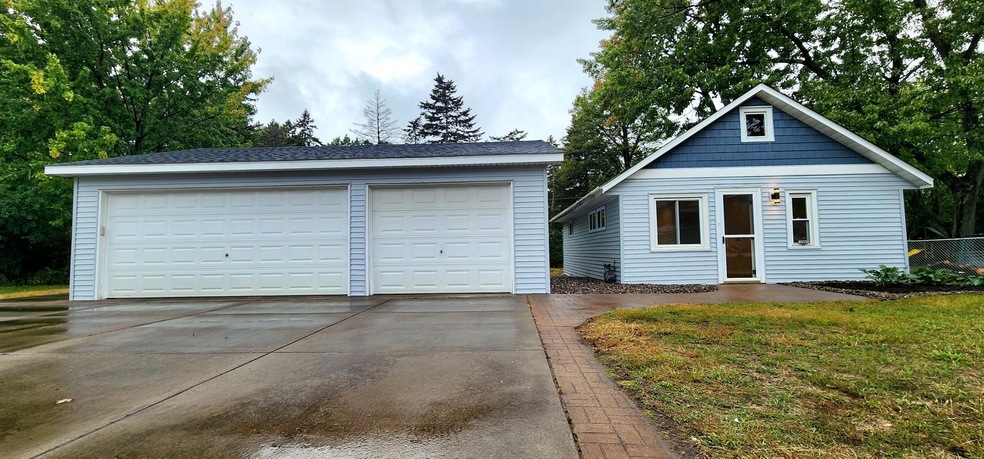 8620 Dupont Ave S, Bloomington, MN 55420 - photo 1