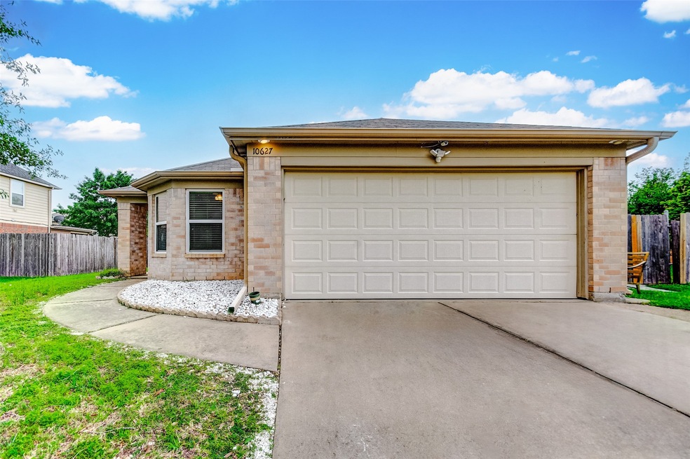 10627 Ince Ln, Houston, TX 77040 - photo 1
