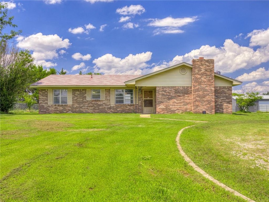 34304 Lake Rd, Shawnee, OK 74801 - photo 1