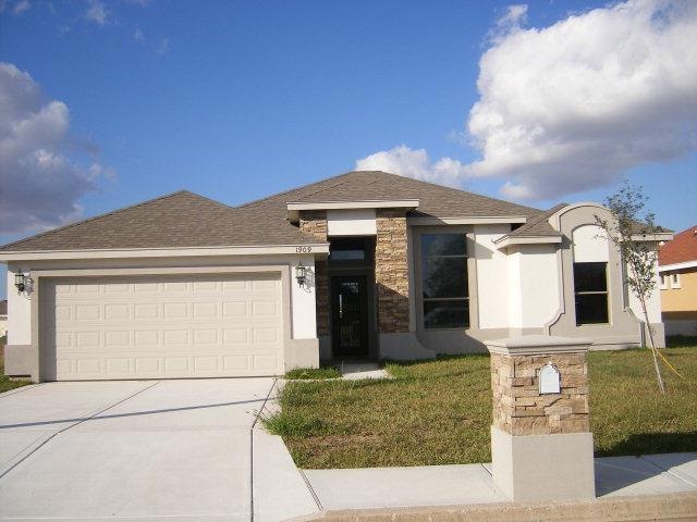 1909 W Mimosa Dr, Weslaco, TX 78596 - photo 1