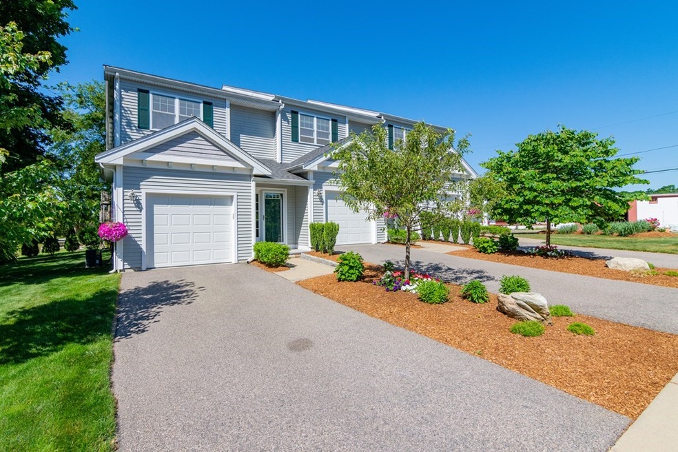 5 Wachusett St unit 5, Franklin, MA 02038 - photo 1