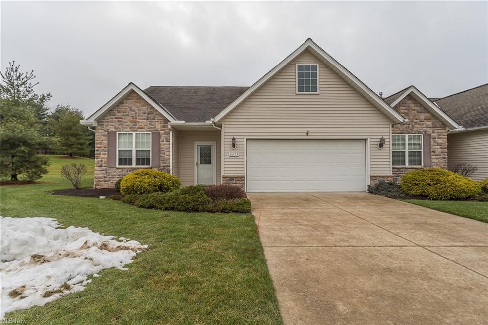 8873 Ashlyn Ct unit 13A, Olmsted Falls, OH 44138 - photo 1