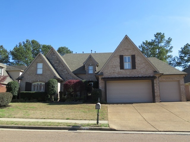 A “WOW” house with so many builder upgrades/so muc