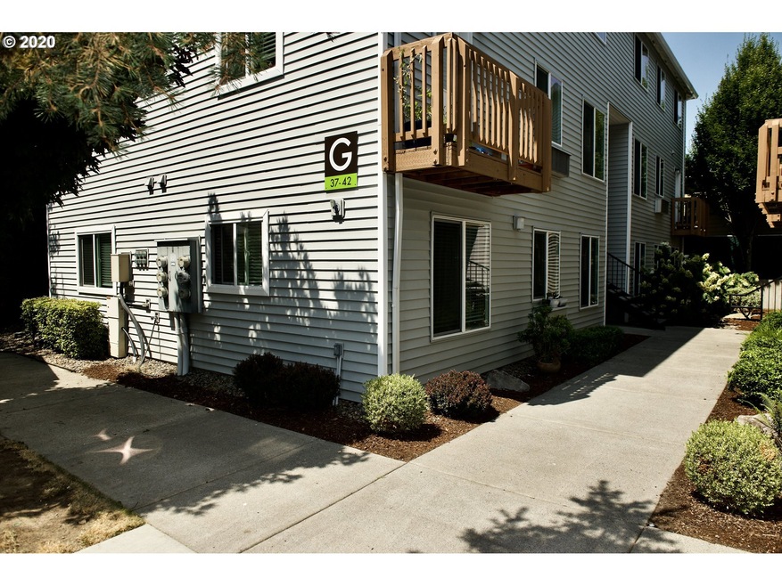 217 NE 146th Ave unit 37, Portland, OR 97230 - photo 1