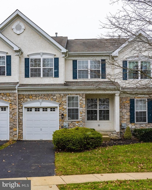 Sold $415,000 • Co-Listing Agent