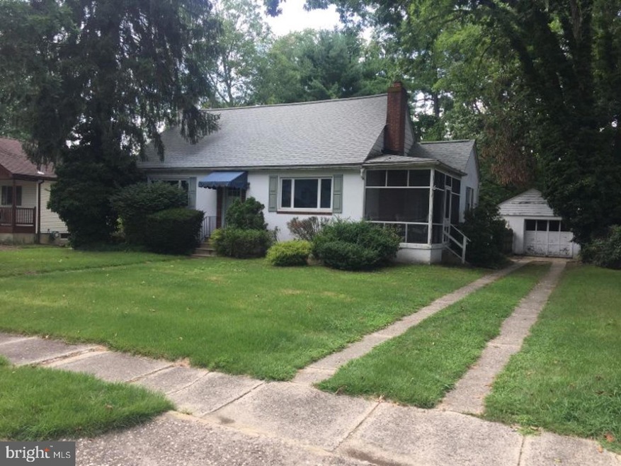 118 Summit Ave, Laurel Springs, NJ 08021 - photo 1