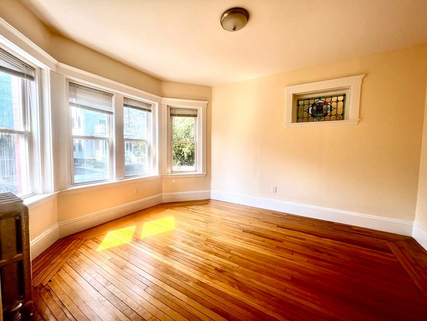 102 Trowbridge St unit 3L, Cambridge, MA 02138 - photo 1