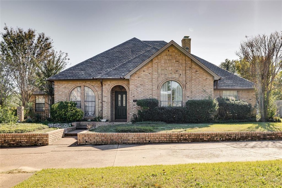 901 Mission Dr, Southlake, TX 76092 - photo 1