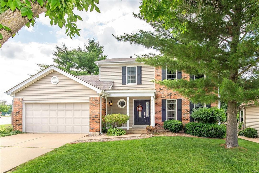 Charming Two-Story Treasure on culdesac, corner lo
