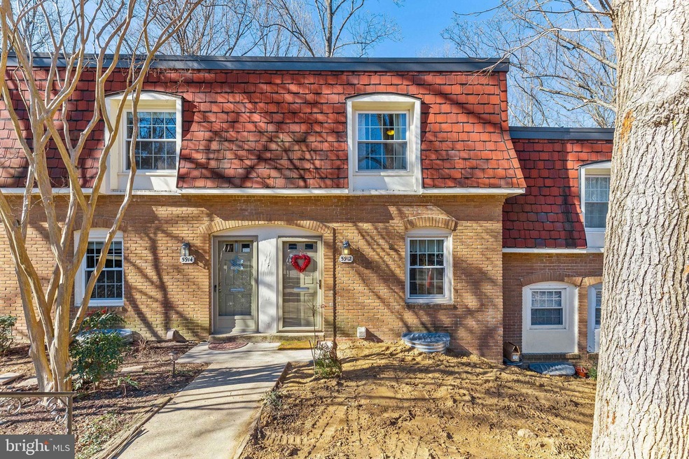 5912 Prince James Dr unit 75, Springfield, VA 22152 - photo 1