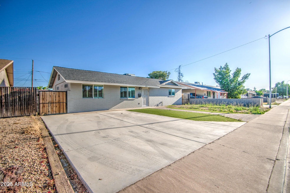 3729 W Butler Dr, Phoenix, AZ 85051 - photo 1
