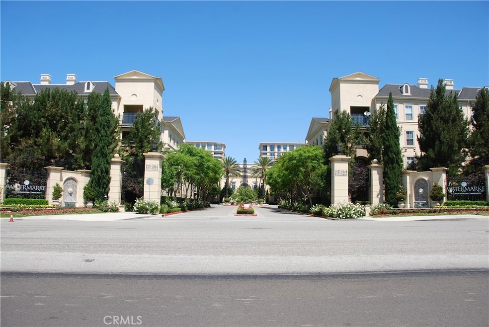 For Sale $870,000 • Co-Listing Agent