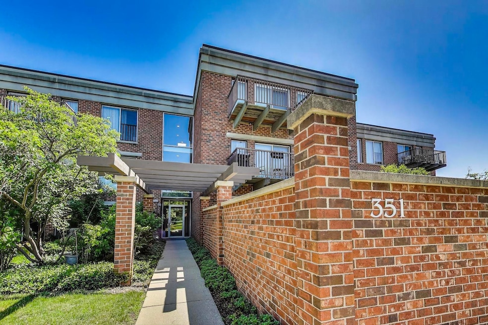 Sold $353,500 • Co-Listing Agent