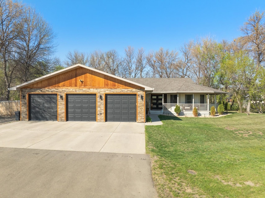 Pending $650,000 • Co-Listing Agent