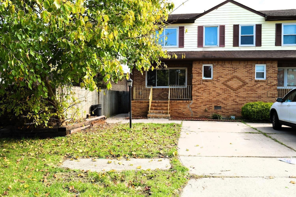 Sold $460,000 • Co-Listing Agent