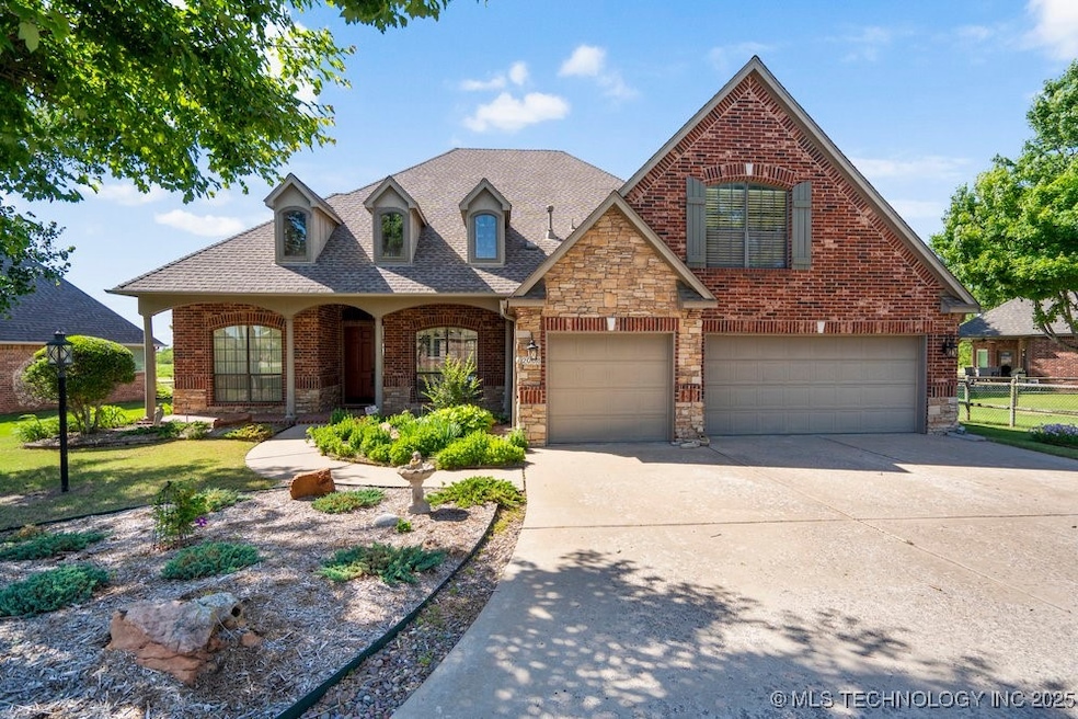 2008 W Sandusky St, Broken Arrow, OK 74012 - photo 1