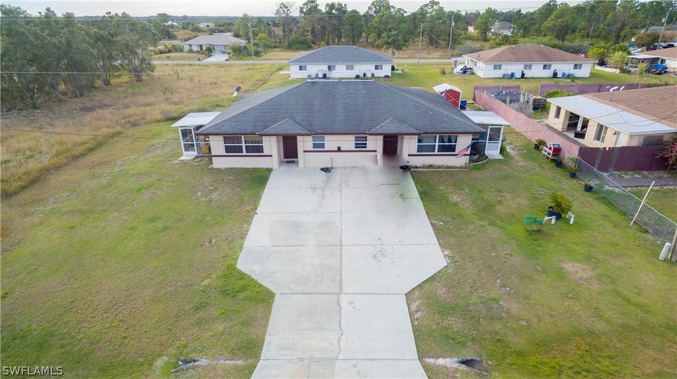 1250 Columbus Blvd unit A & B, Fort Myers, FL 33913 - photo 1