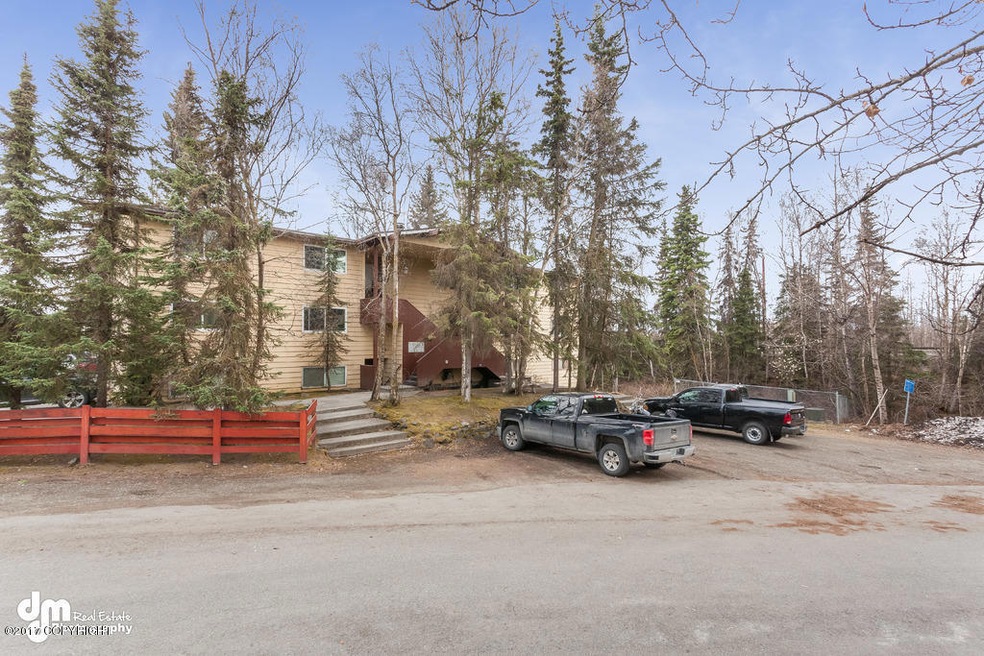 Exterior - Front 20170501-DW-8518-SMALL