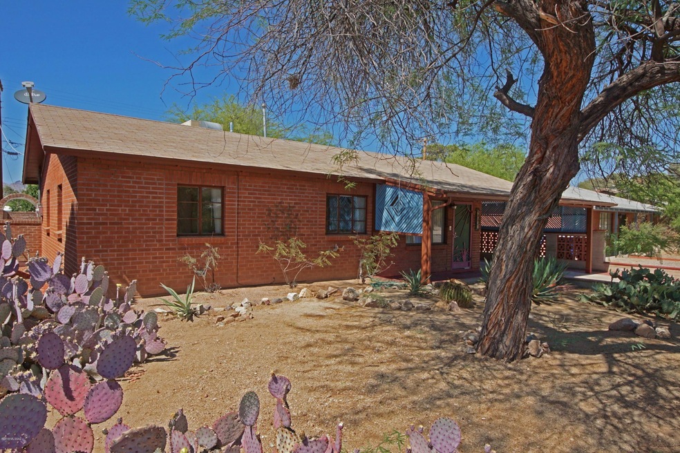Welcome to 2610 E. Sylvia St.