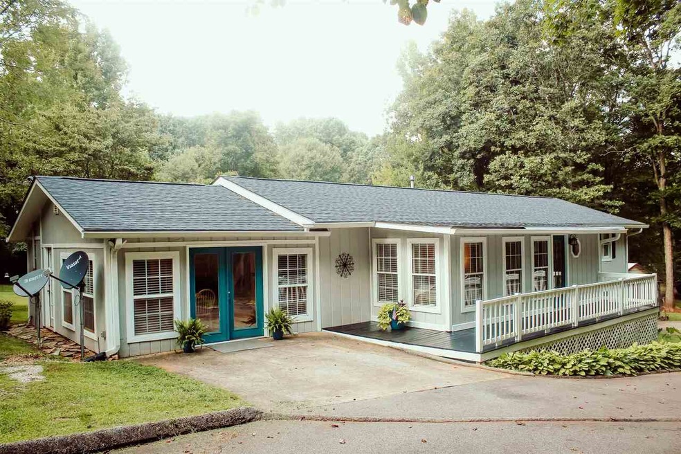 876 Greater Hope Rd, Martin, GA 30557 - photo 1