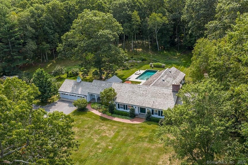 136 Old Litchfield Rd, Washington Depot, CT 06794 - photo 1