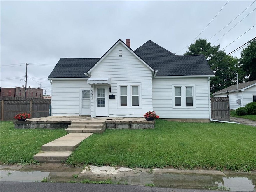 404 S Georgia St, Sheridan, IN 46069 - photo 1