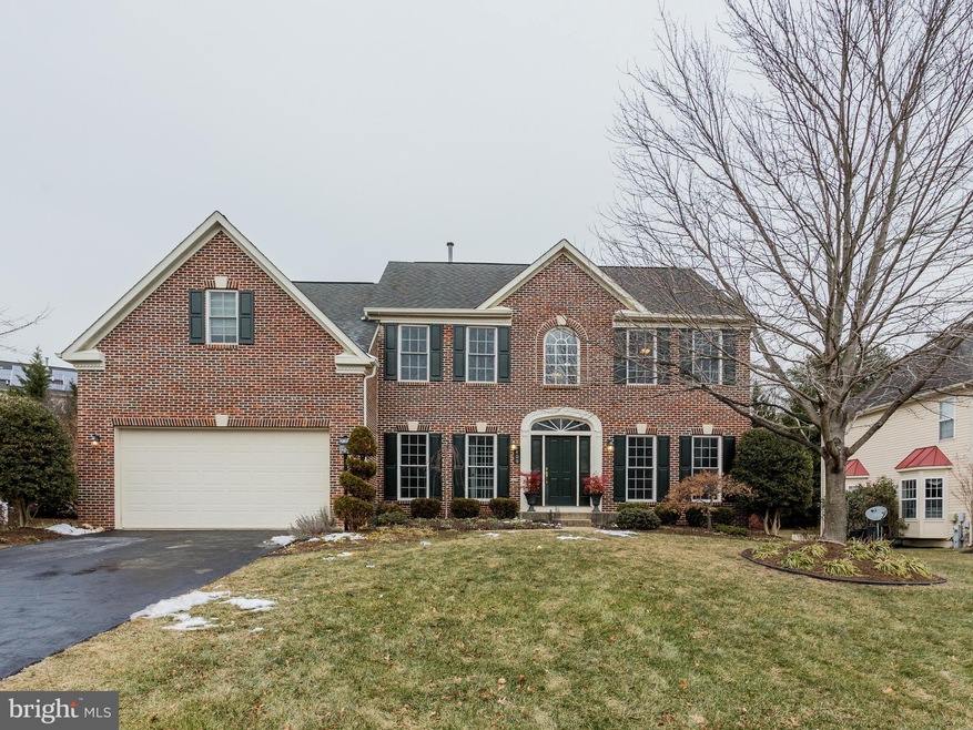 4406 Harbour Town Dr, Beltsville, MD 20705 - photo 1