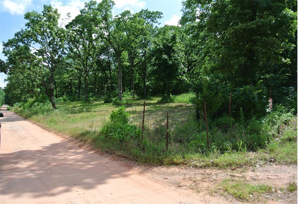 22356 Juanita Ln, Tecumseh, OK 74873 - photo 1