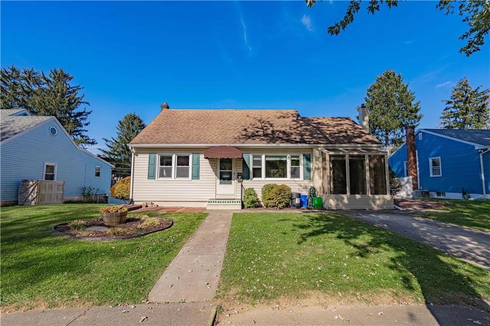 2025 Edgehill Rd, Bethlehem, PA 18017 - photo 1