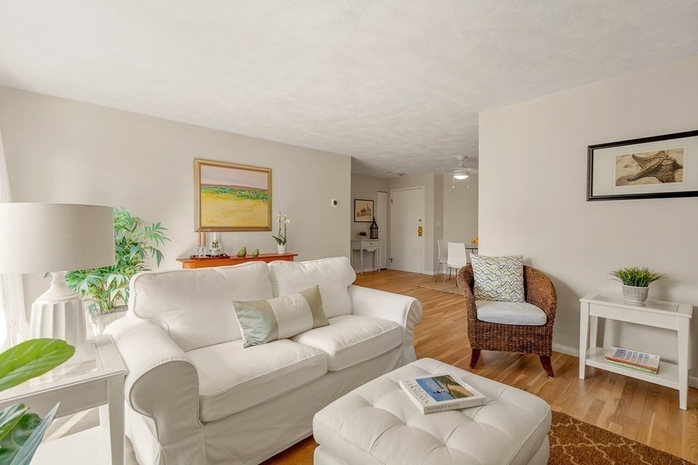 245 Lafayette St unit 2B, Salem, MA 01970 - photo 1