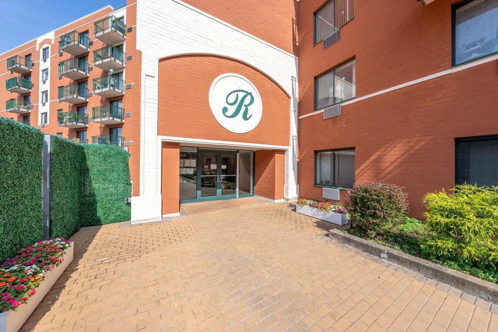 The Regatta unit 401, Mamaroneck, NY 10543 - photo 1