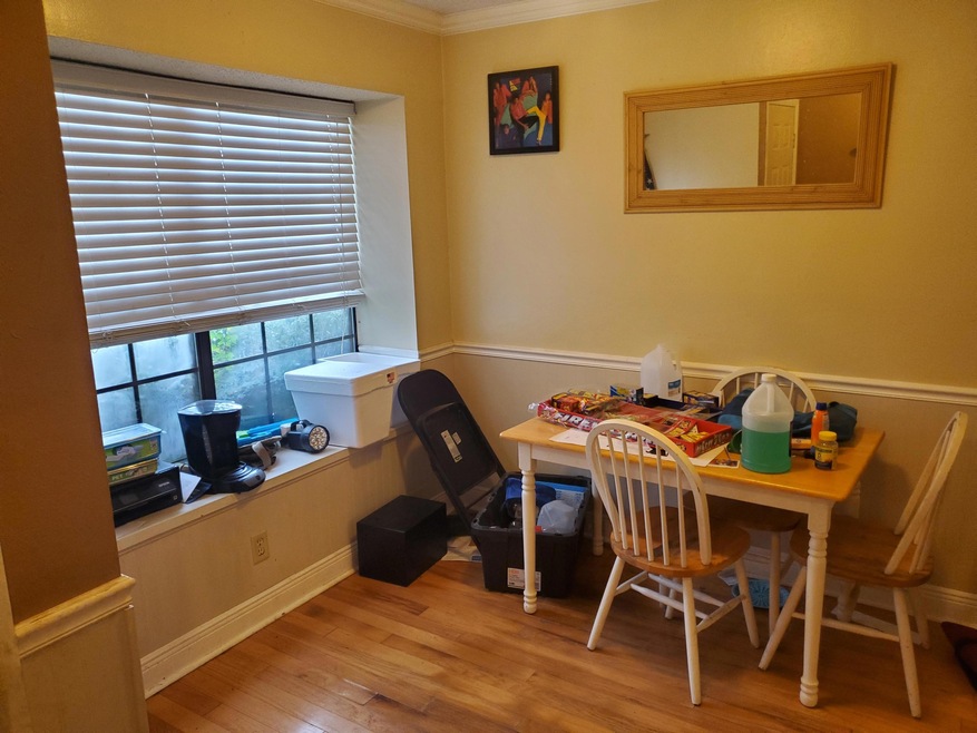 Dining nook